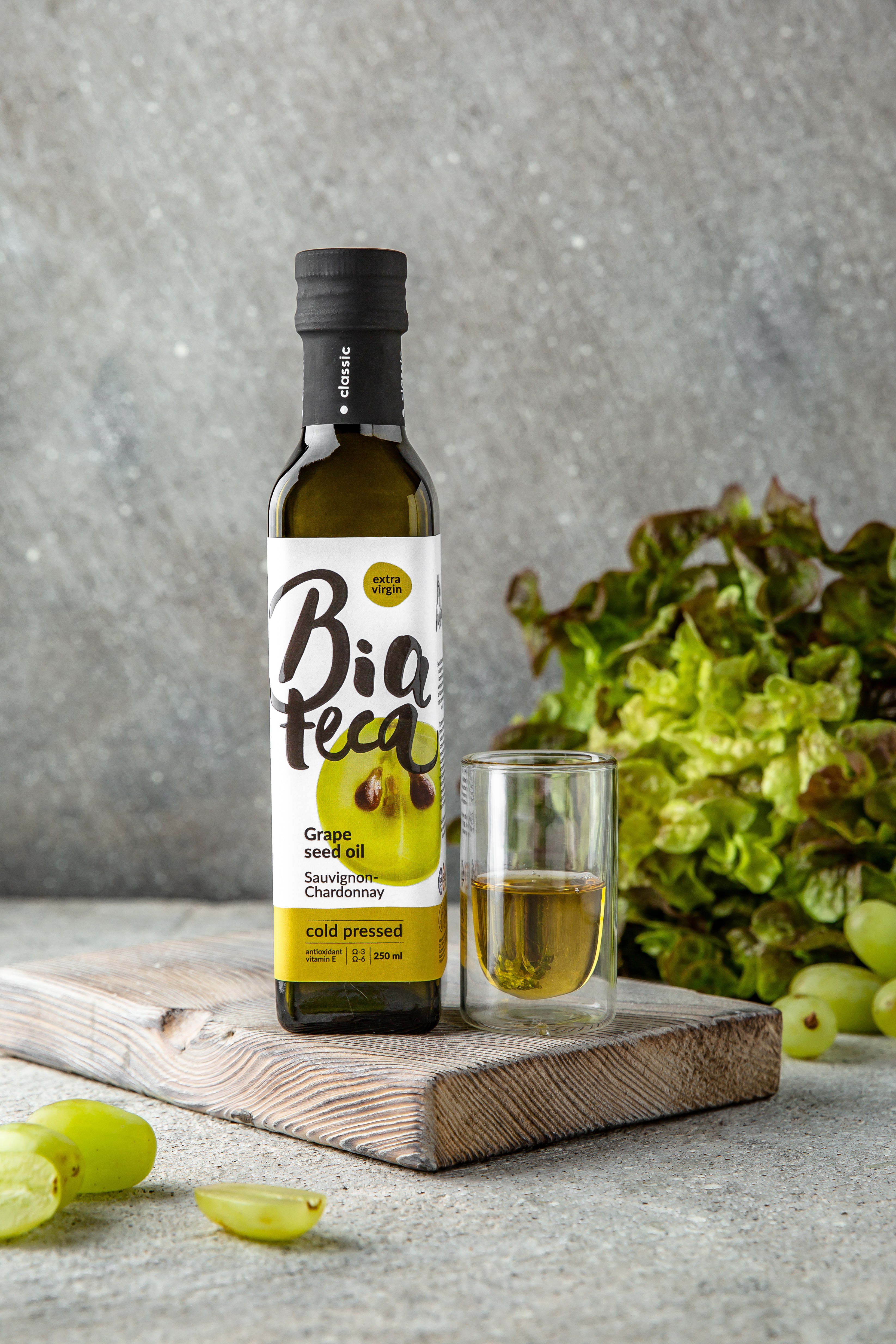 Масло Biateca из виноградных косточек Sauvignon-Chardonnay 250 мл